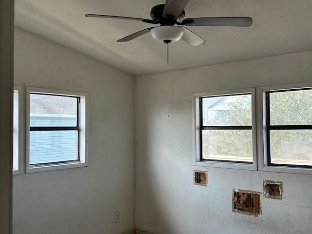 16602 Jamacia Inn Street, Jamaica Beach, TX 77554