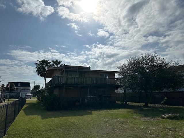 16602 Jamacia Inn Street, Jamaica Beach, TX 77554