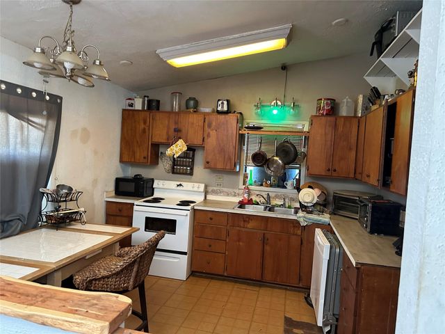 16602 Jamacia Inn Street, Jamaica Beach, TX 77554