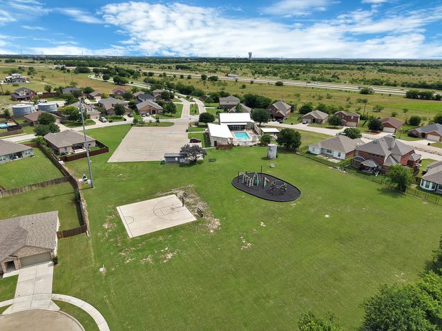 102 Outfitters Court, Newark, TX 76071