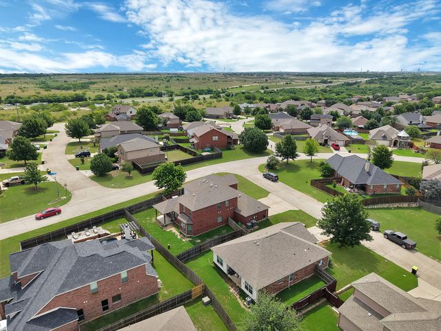 102 Outfitters Court, Newark, TX 76071