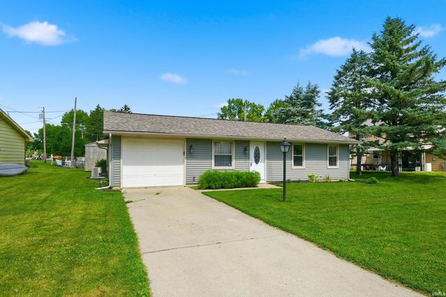 110 Eastwood Court, Garrett, IN 46738