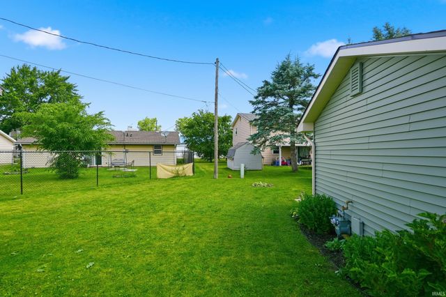 110 Eastwood Court, Garrett, IN 46738
