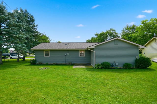 110 Eastwood Court, Garrett, IN 46738