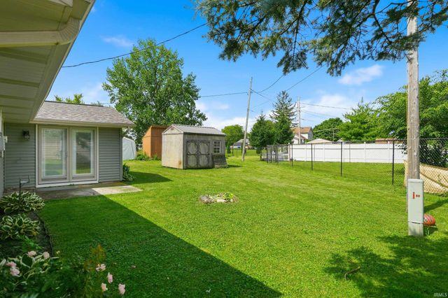110 Eastwood Court, Garrett, IN 46738