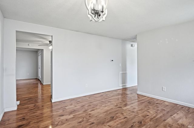 110 Eastwood Court, Garrett, IN 46738