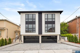 332 12th Street B, Palisades Park, NJ 07650