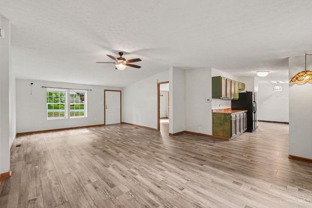 6657 Wizard Of Oz Way, Paint Twp, OH 45133