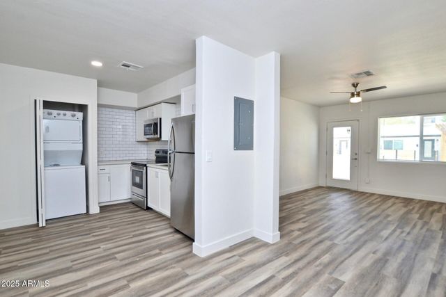 312 N Hartford Street 10, Chandler, AZ 85225