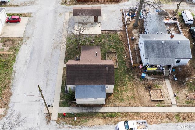 101 W Birch Street, New Baden, IL 62265