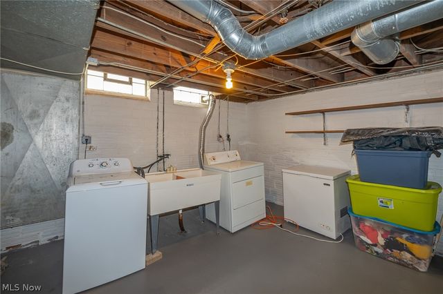 17690 Mapleboro Avenue, Maple Heights, OH 44137