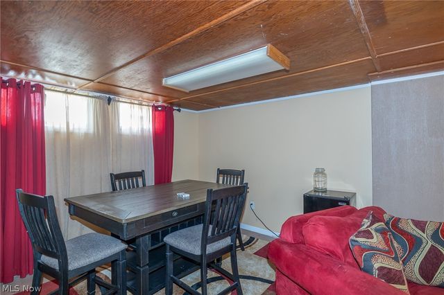 17690 Mapleboro Avenue, Maple Heights, OH 44137
