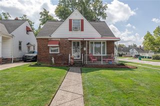 17690 Mapleboro Avenue, Maple Heights, OH 44137