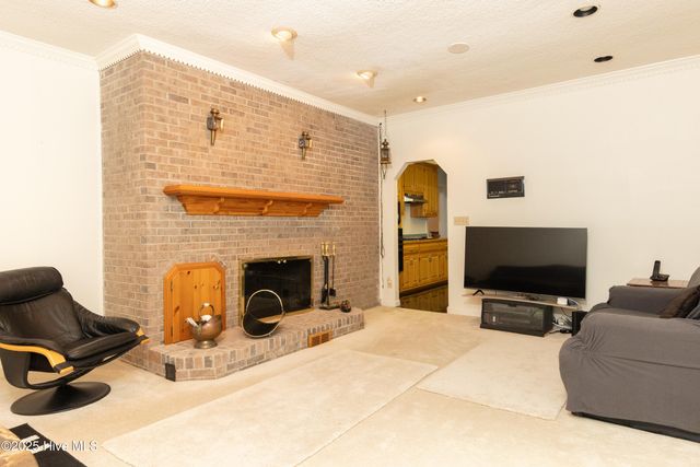 303 Snug Harbor Road, Hertford, NC 27944