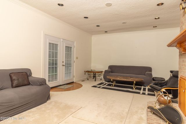 303 Snug Harbor Road, Hertford, NC 27944