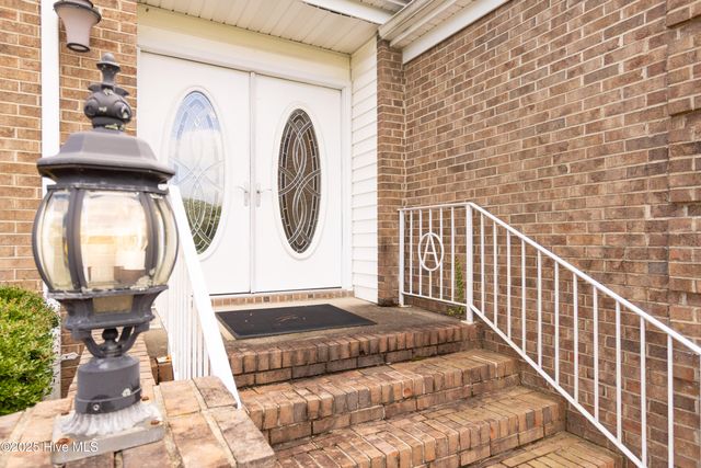 303 Snug Harbor Road, Hertford, NC 27944