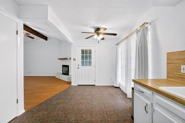 7025 Crosswood DR, Austin, TX 78745