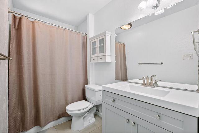 7025 Crosswood DR, Austin, TX 78745