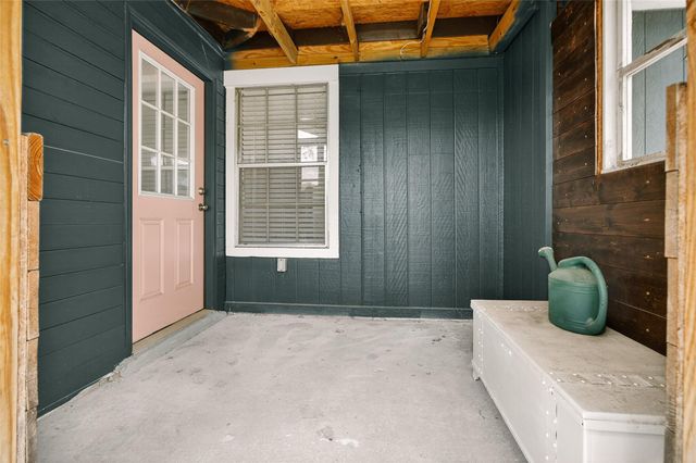 7025 Crosswood DR, Austin, TX 78745