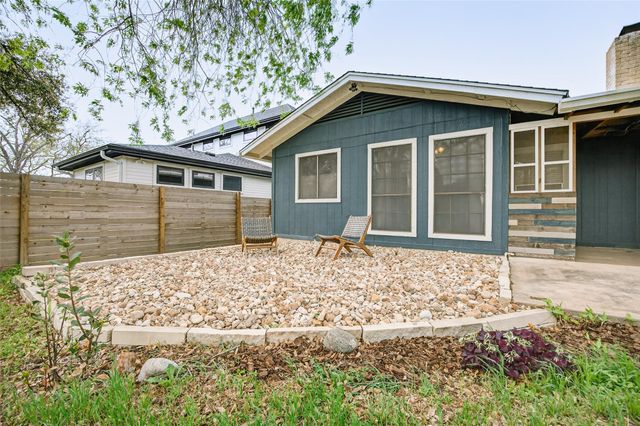 7025 Crosswood DR, Austin, TX 78745