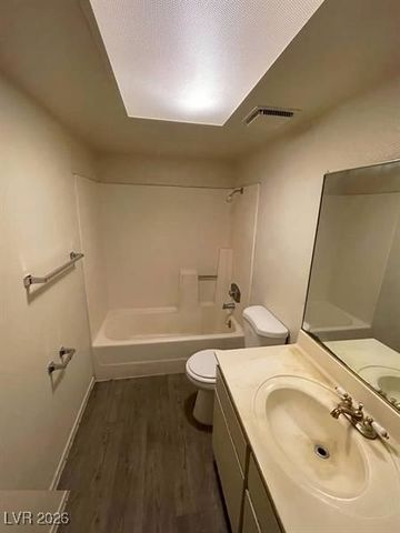 5709 Goldmount Avenue, Las Vegas, NV 89107