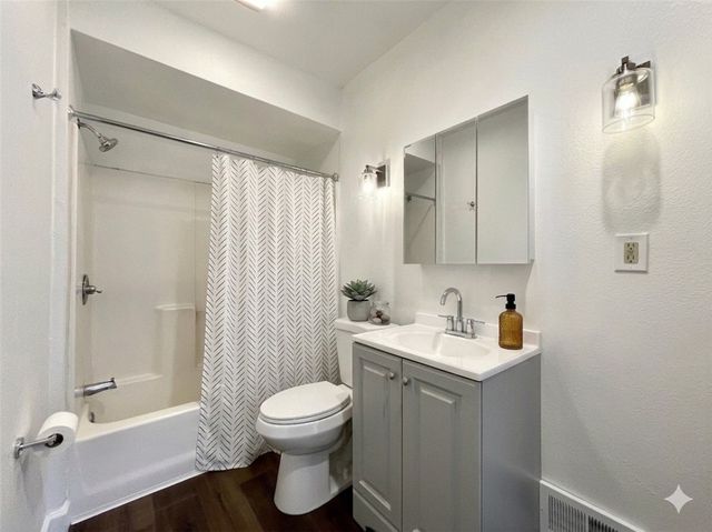 204 Beltzhoover Avenue, Beltzhoover, PA 15210