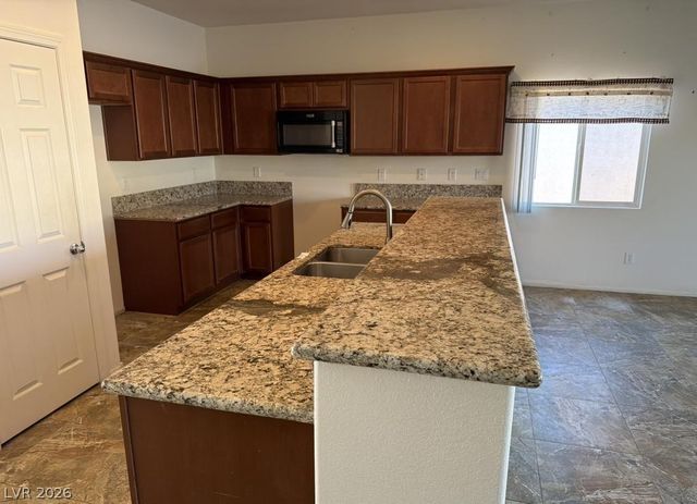 4454 La Grancia Court, Pahrump, NV 89061