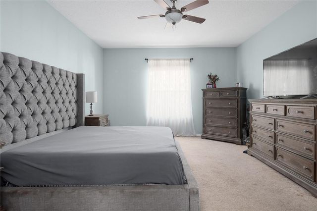 4915 LAZY OAKS WAY, St Cloud, FL 34771