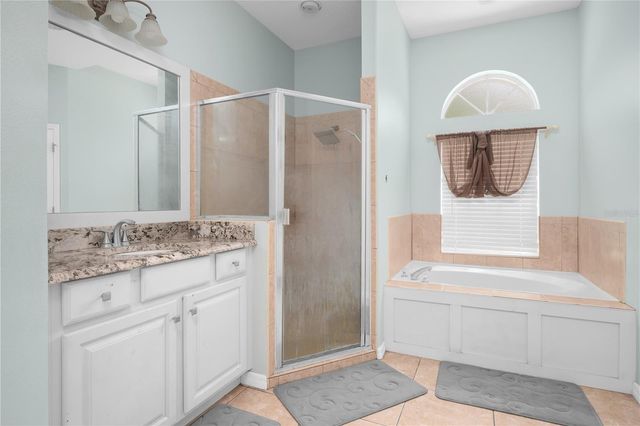 4915 LAZY OAKS WAY, St Cloud, FL 34771