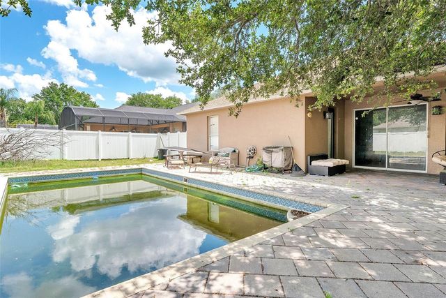 4915 LAZY OAKS WAY, St Cloud, FL 34771