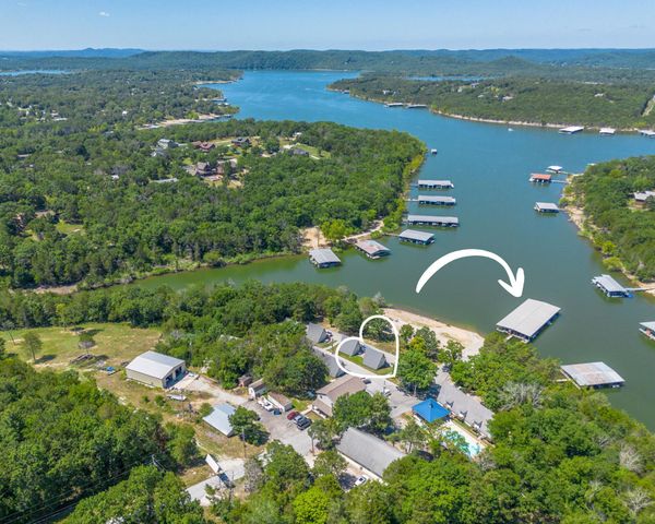303 Deep Water Circle, Reeds Spring, MO 65737