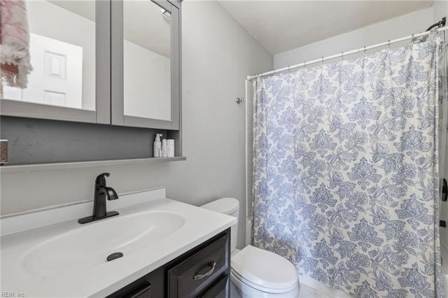 2076 Mason Neck LN, Virginia Beach, VA 23464