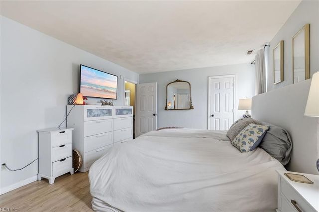 2076 Mason Neck LN, Virginia Beach, VA 23464