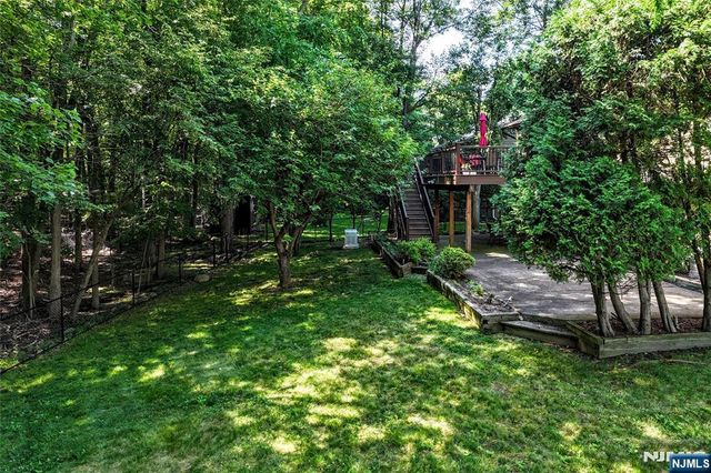 270 E Crescent Avenue, Ramsey, NJ 07446