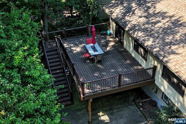 270 E Crescent Avenue, Ramsey, NJ 07446