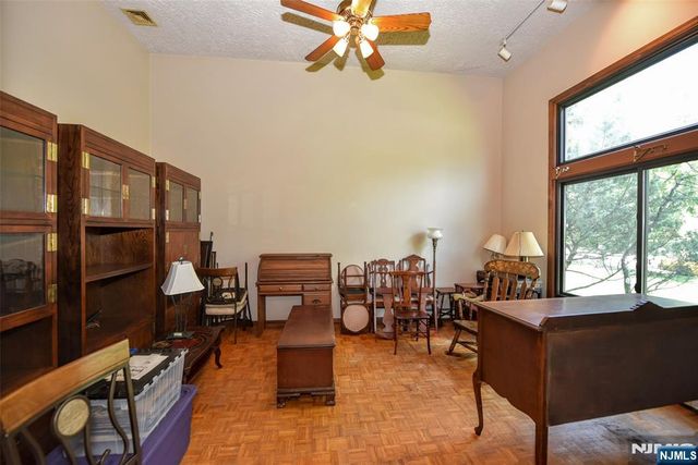 270 E Crescent Avenue, Ramsey, NJ 07446