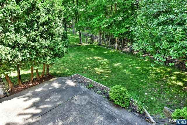 270 E Crescent Avenue, Ramsey, NJ 07446