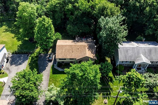 270 E Crescent Avenue, Ramsey, NJ 07446