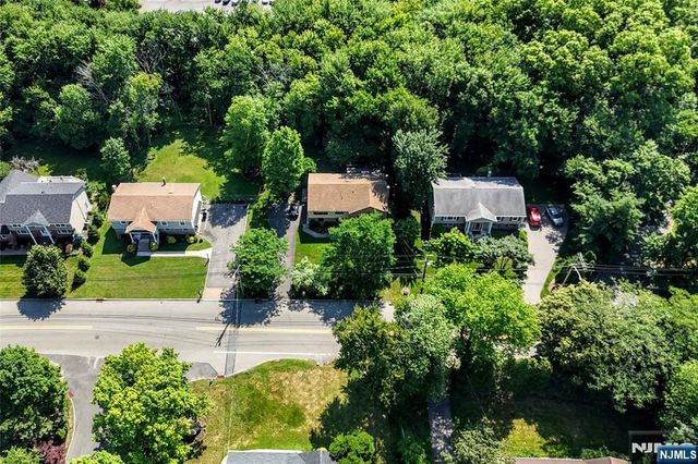 270 E Crescent Avenue, Ramsey, NJ 07446