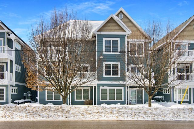 100 Hope Street 14, Traverse City, MI 49686