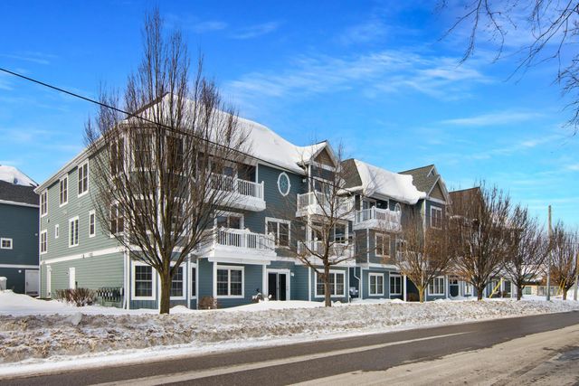 100 Hope Street 14, Traverse City, MI 49686