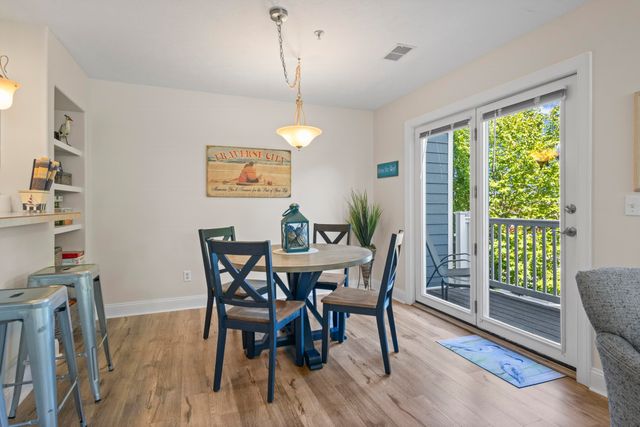 100 Hope Street 14, Traverse City, MI 49686