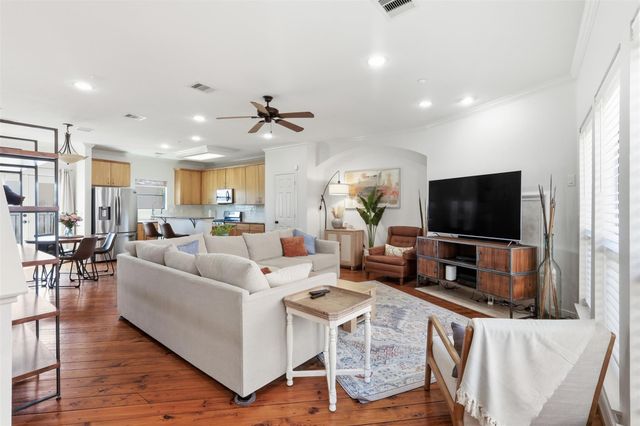 2424 Navigation Boulevard D, Houston, TX 77003