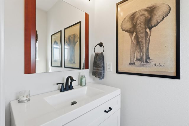 2424 Navigation Boulevard D, Houston, TX 77003