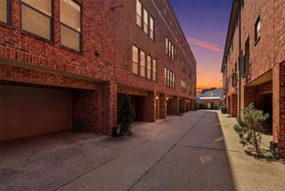 2424 Navigation Boulevard D, Houston, TX 77003