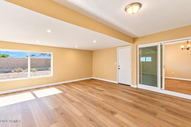 10509 W SNEAD Drive, Sun City, AZ 85351