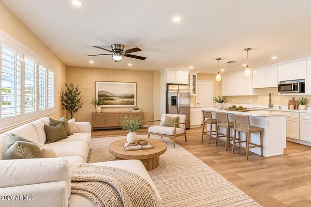 10509 W SNEAD Drive, Sun City, AZ 85351