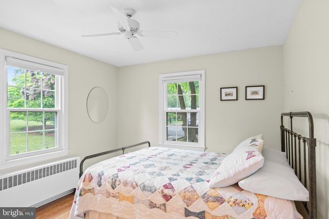 12131 WAPLES MILL RD, Oakton, VA 22124