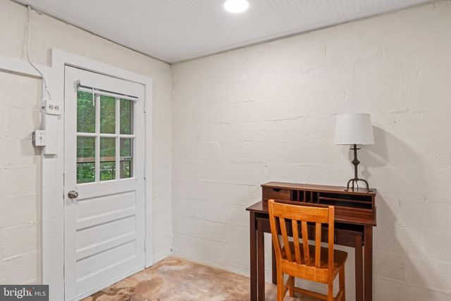 12131 WAPLES MILL RD, Oakton, VA 22124