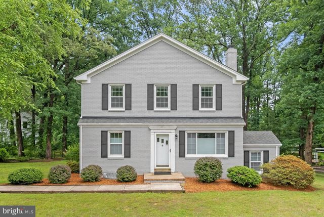 12131 WAPLES MILL RD, Oakton, VA 22124